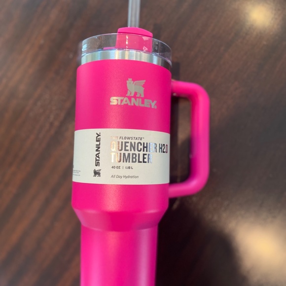 NWT SOLD OUT Barbie Pink Stanley 40 oz. Quencher H2.0 FlowState Tumbler Camelia - Picture 2 of 7